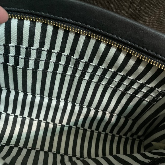 Kate Spade ♠️ clutch - Picture 3 of 5